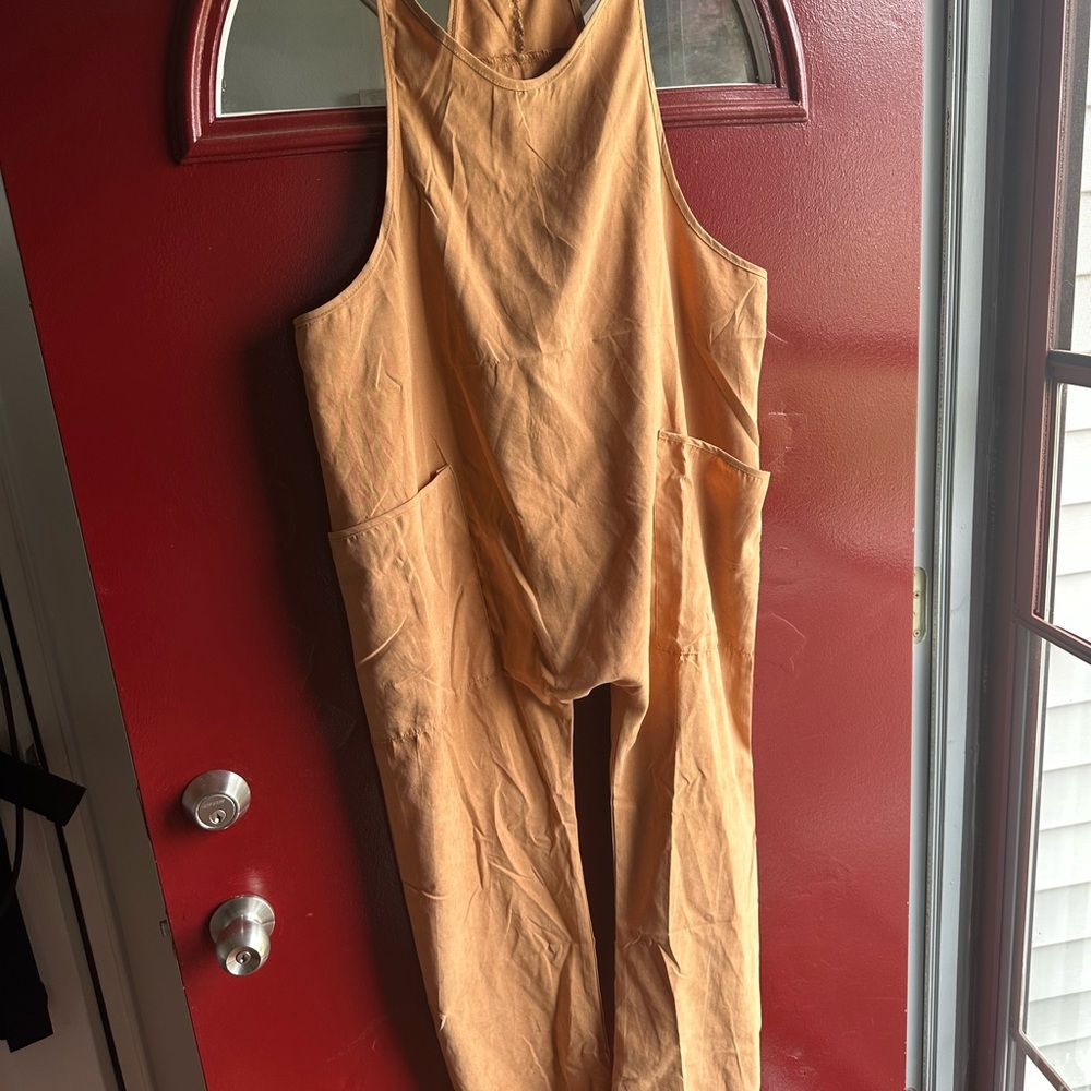 Jumpsuit tan